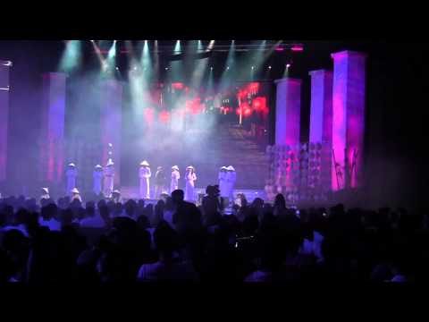 BáoNga.com - Tiết mục biểu diễn của Đàm Vĩnh Hưng