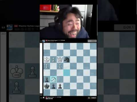 Hikaru Nakamura laughs after Magnus Carlsen blunders his queen #chess #magnuscarlsen