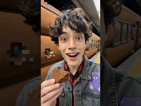 Chintu ko poty khila diya 😂 #Catsoftiktok#CatLovers #cat #cute #FunnyCats#catcartoon#fyp#shorts