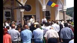 preview picture of video 'Hram la Biserica Greco-Catolica din STRAMTURA'