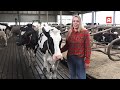 Zusjes Suze (20), Ivy (18) en Fien (16) runnen boerderijwinkel