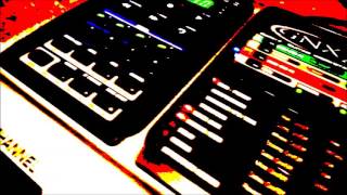 Video thumbnail for Digitech GNX4 effects demo - massive multi effects DAW recorded by Gearfacts