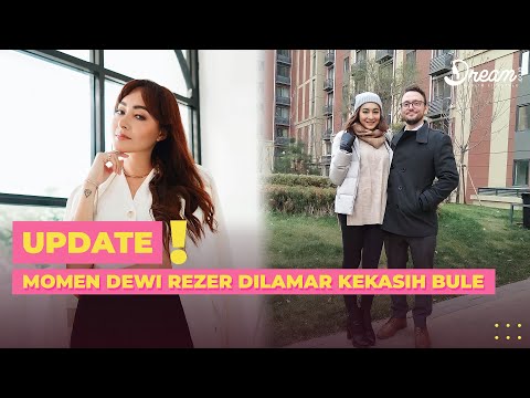 Momen Dewi Rezer Dilamar Kekasih Bule