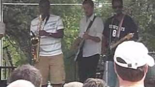Black Joe Lewis sings Wilson Pickett - Toe Hold