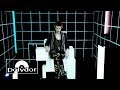 La Roux - Bulletproof (Official Video) 