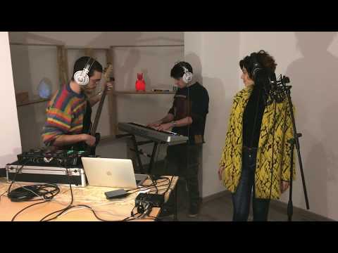 drag.one - Quanta Paura feat. Juicy Gustavo & Beatrice Dellacasa (Live Session)