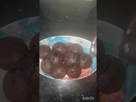 Eggless chocolate cupcakes #shorts #minicakes #kids #pan