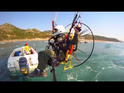 download lagu mp3 mp4 Paramotor Pilot, download lagu Paramotor Pilot gratis, unduh video klip Paramotor Pilot