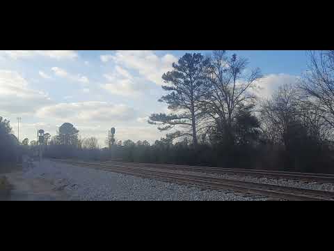 NS 6901 leads A25 through Lincoln, AL 1/19/24