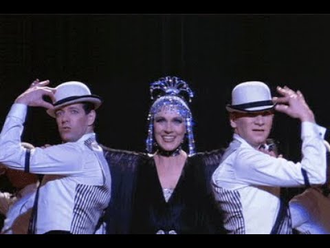 "CRAZY WORLD" (From "Victor/ Victoria") JULIE ANDREWS TRIBUTE (HD)