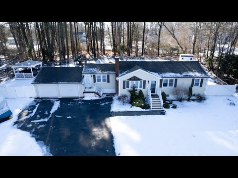 9 Bruce St for sale in Burlington, MA 01803 - Residential