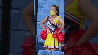 高校野球　横浜高校　応援団チアリーダー