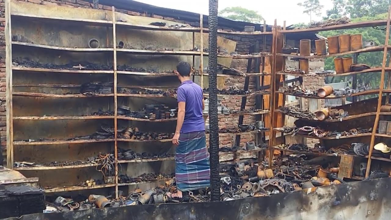 ভোলার জংশন বাজারের আগুনে নিঃস্ব ১১ ব্যবসায়ী