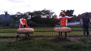 Download lagu lapak tesa raja. Arturo Braga vs sniper(bontot) mp3