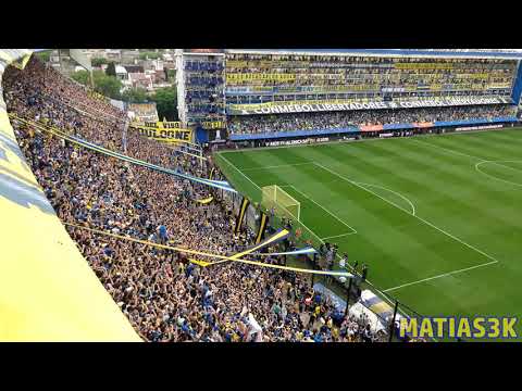 "Superclasico Libertadores 2018 / Muchas cosas nos separan" Barra: La 12 &bull; Club: Boca Juniors &bull; País: Argentina