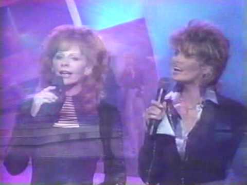 Reba McEntire & Linda Davis - If I Could Live Your Life (LIVE)