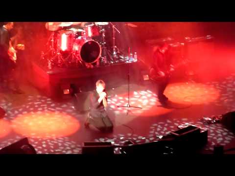SUEDE 'I DON'T KNOW HOW TO REACH YOU' NEW SONG @ ROYAL ALBERT HALL 2014