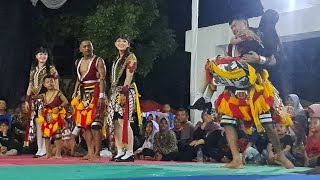 Download lagu LUCU BANGET.!! GUYONAN GANONGAN KENTONG DI DEPAN PONGGE BIKIN PENONTON NGAKAK mp3