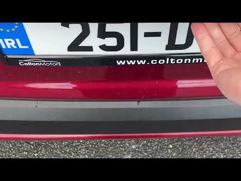 Toyota Corolla 1.8 Hybrid Luna Hatchback - Image 2