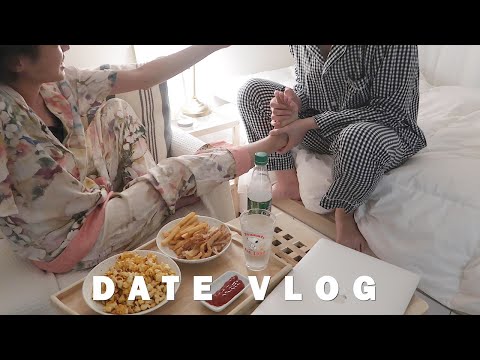 (eng)커플 브이로그_자취방에서 지옥의 흑당밀크티 만들고 아이돌 샌드위치, 볶음라면, 롱패딩하울