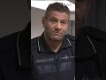 Is dit vuurwapen echt of nep? Wapenexpert Mathijs legt het uit! | RTV Oost