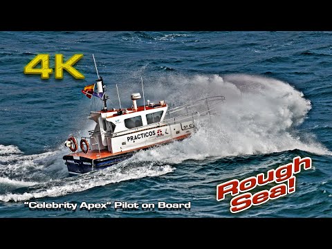 "Celebrity Apex" Pilot on board with rough sea!