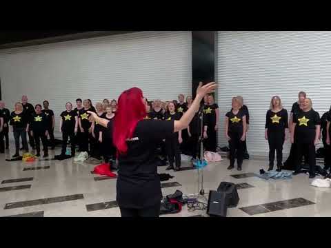 Rock Choir Flashmob at Broadway Bradford shopping