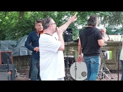 Microphone Mafia  - Wann jeiht dr Himmel widder op?