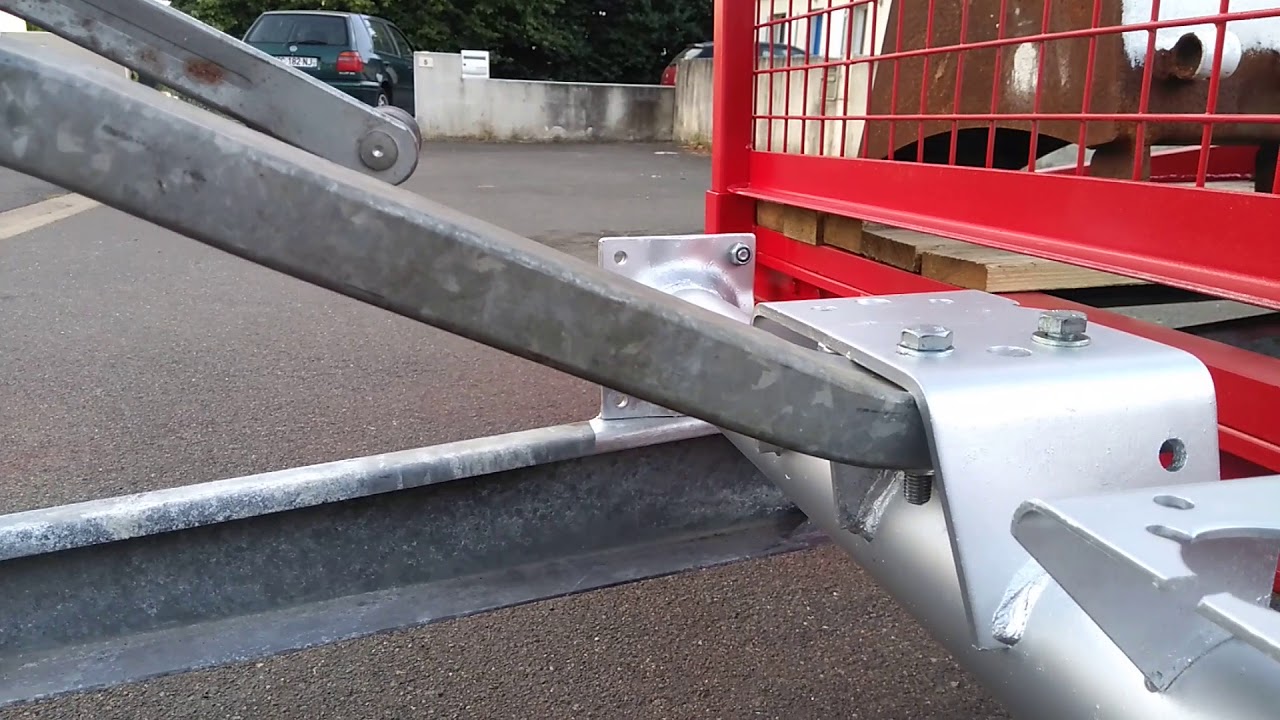 support roue de secours avec anti-vol + support de treuil