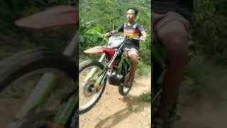 Download lagu BOCIL NEKAT NANJAK PAKAI KLX BOUR UP || tanjakan grandong #short mp3 Download lagu BOCIL NEKAT NANJAK PAKAI KLX BOUR UP || tanjakan grandong #short mp3