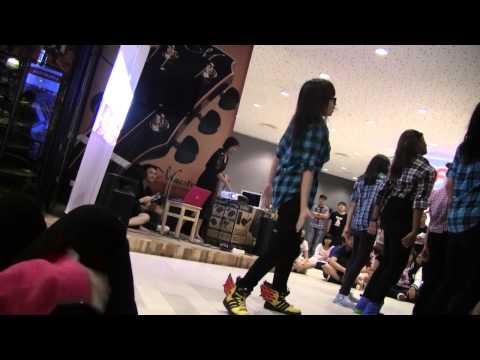 120224 KPOP Dance Off Vol 15 - U-Kiss: ManManHaNi