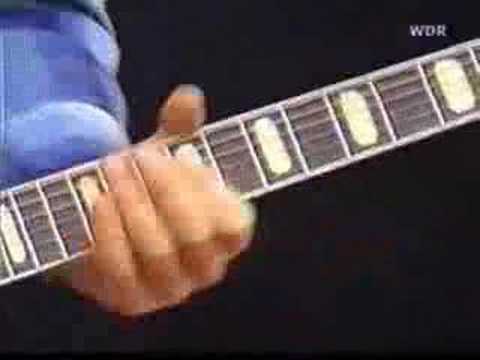 QOTSA - Hispanic Impressions {Bizarre Festival 98}