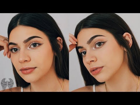 download lagu mp3 mp4 Are Big Eyes Pretty, download lagu Are Big Eyes Pretty gratis, unduh video klip Are Big Eyes Pretty