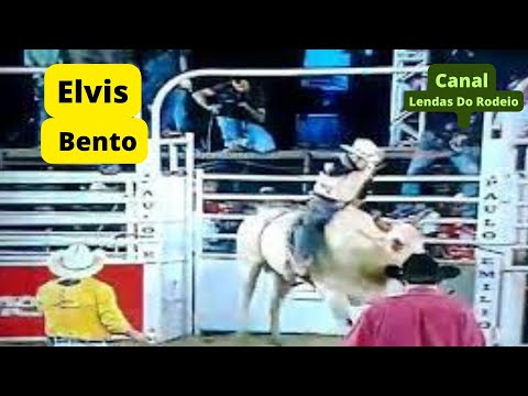 Elvis Bento Pereira vs Braço Direito (Felipão)😃😃😃