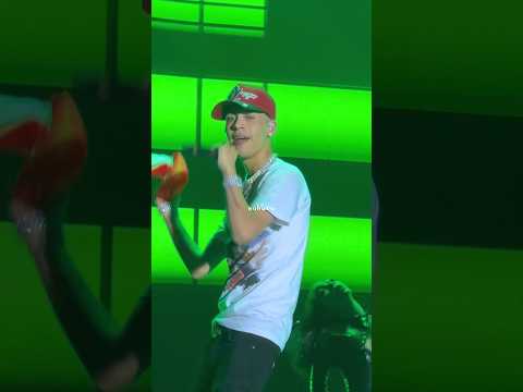 Cris MJ - Una Noche en Medellín