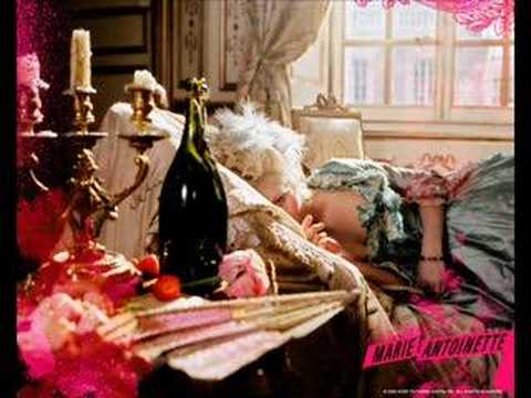 Marie Antoinette - I Want Candy (Bow Wow Wow)