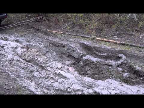 Testing out the Warn Zeon 10s Winch (2)