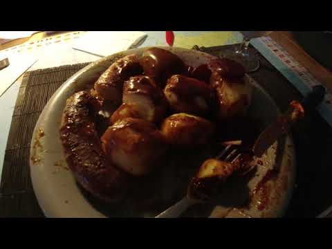 MongoTV_7103 - Min Aftensmad - DANISH MUKBANG - MEDISTERPØLSE Med KARTOFLER og BRUN SOVS