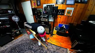Video thumbnail for King Tone Mini Fuzz V2 by Sam Vilo