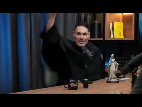 The Woman of Revelation 12 = Mary, the Church, or Israel? Father Fábio Marinho answers.