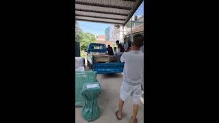 Bốc hàng cho bác khách Nam Định