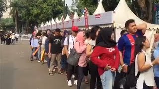 Hari Penutupan Asian Para Games 2018, Antrean Panjang Terjadi di Mega Store