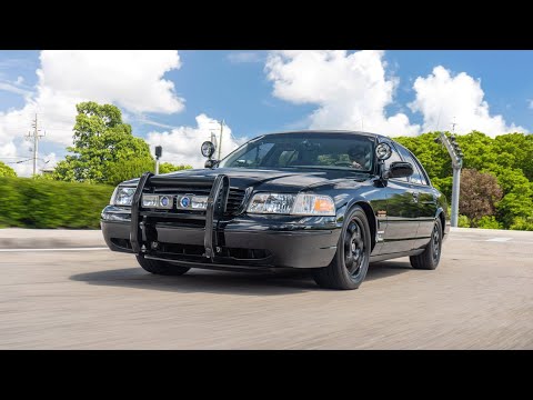 1998 Ford Crown Victoria (CC-1966124) for sale in Fort Lauderdale, Florida