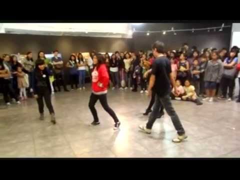 2ne1 - I love you (Hallyu Fest)