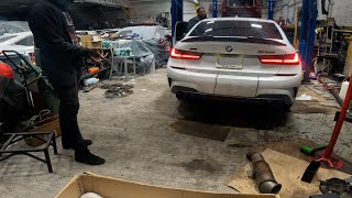 M340i valved exhaust sounds insane / B58