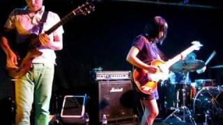 Deerhoof - Let&#39;s Dance The Jet, (Mikis Theodorakis cover) Whelan&#39;s, Dublin 10/07/09