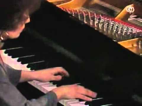 Maria Joao Pires plays Chopin Fantasia op.49