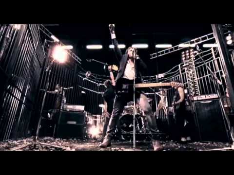 MCFLY featuring Taio Cruz - 'Shine A Light' Official Video