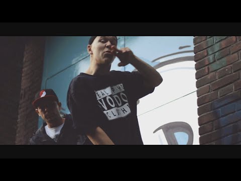 02. Lipson i Tommy Karasino - Boom Bap Junkie (Gość. Wrublisko)