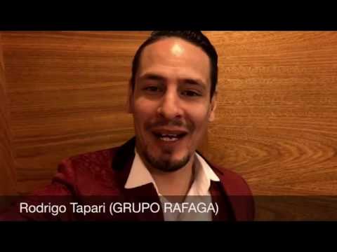 Rodrigo Tapari (Grupo Ráfaga )felicita a Brian Lanzelotta